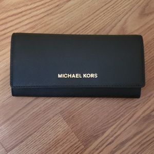 Michael Kors Large wallet